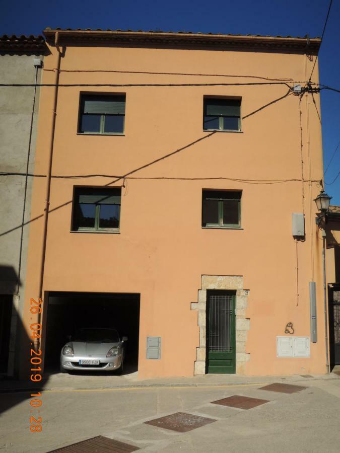 Ferienwohnung Apartament Jasmine Besalú Exterior foto