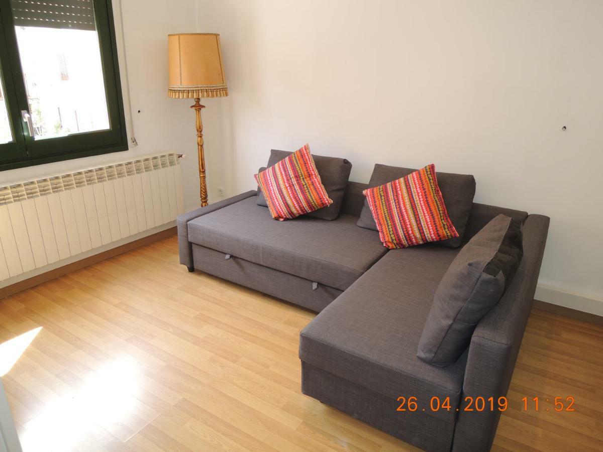 Ferienwohnung Apartament Jasmine Besalú Exterior foto