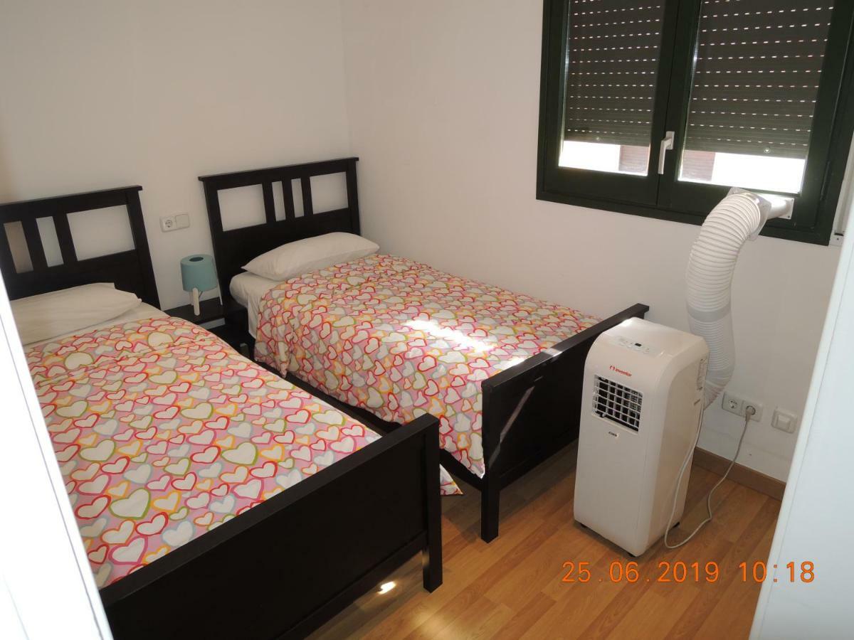Ferienwohnung Apartament Jasmine Besalú Exterior foto